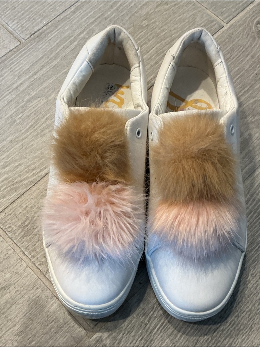 Sam Edelman Leya White Slip-On Sneakers with Pink & Tan Faux Fur Poms Sz 9.5M